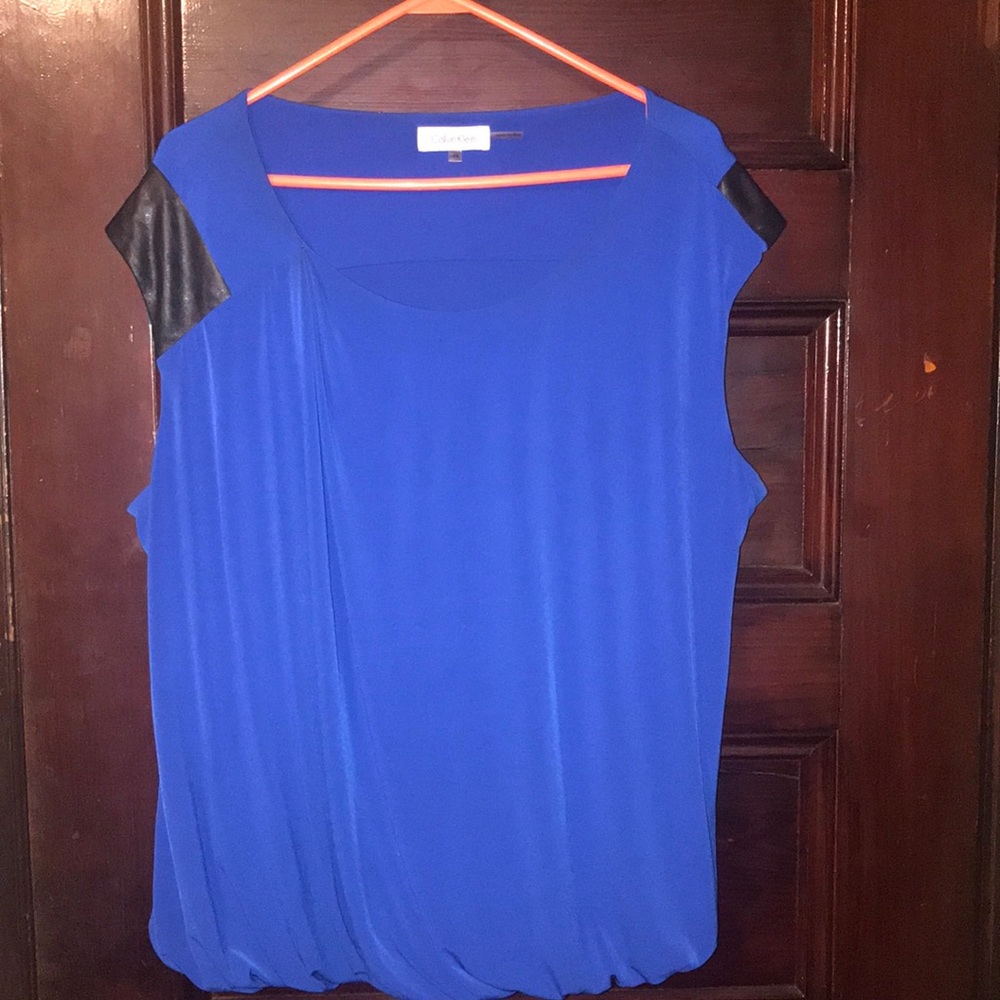 Plus Size Balloon Hem Top